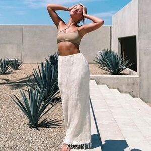 Savannah Morrow - The Jaya Fringed Crinkled Cotton-Gauze Maxi Skirt in Cream XXS